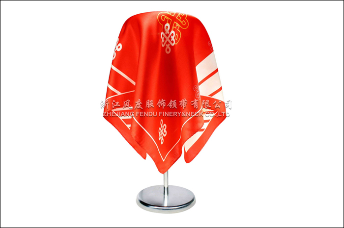 聯通 真絲小方巾 規格：53x53cm