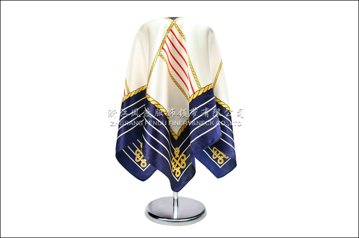 聯通 真絲小方巾 規格：53x53cm