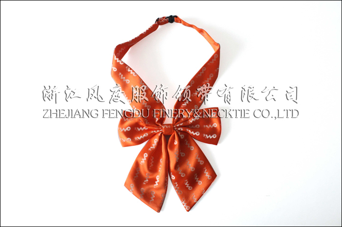 聯通 色織滌絲領花