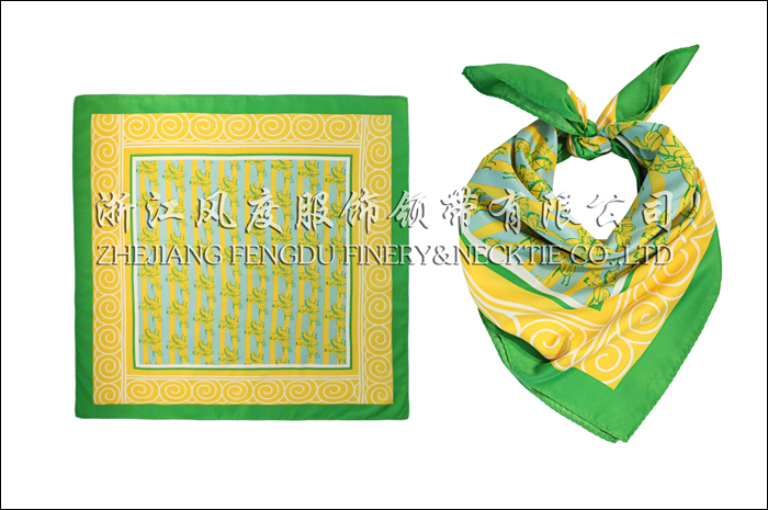 郵政 仿絲中方巾 規格：60x60cm